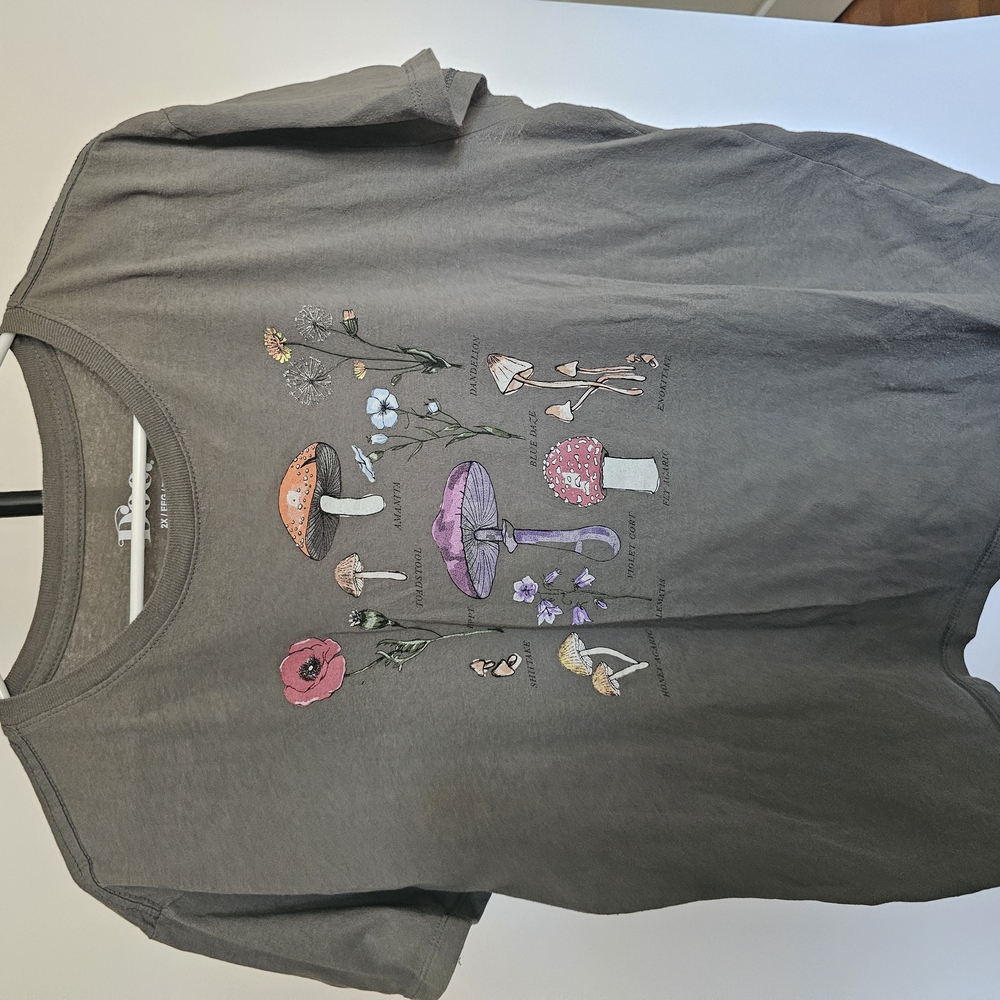 Gray Graphic T-Shirt with Mushroom Design